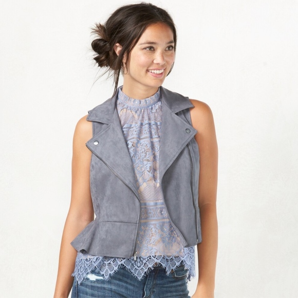 LC Peplum Vest - Picture 1 of 4